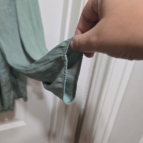 Rachel Rachel Roy Sage Green Button Down Blouse Women’s 1X Long Sleeve Top - Picture 6 of 10